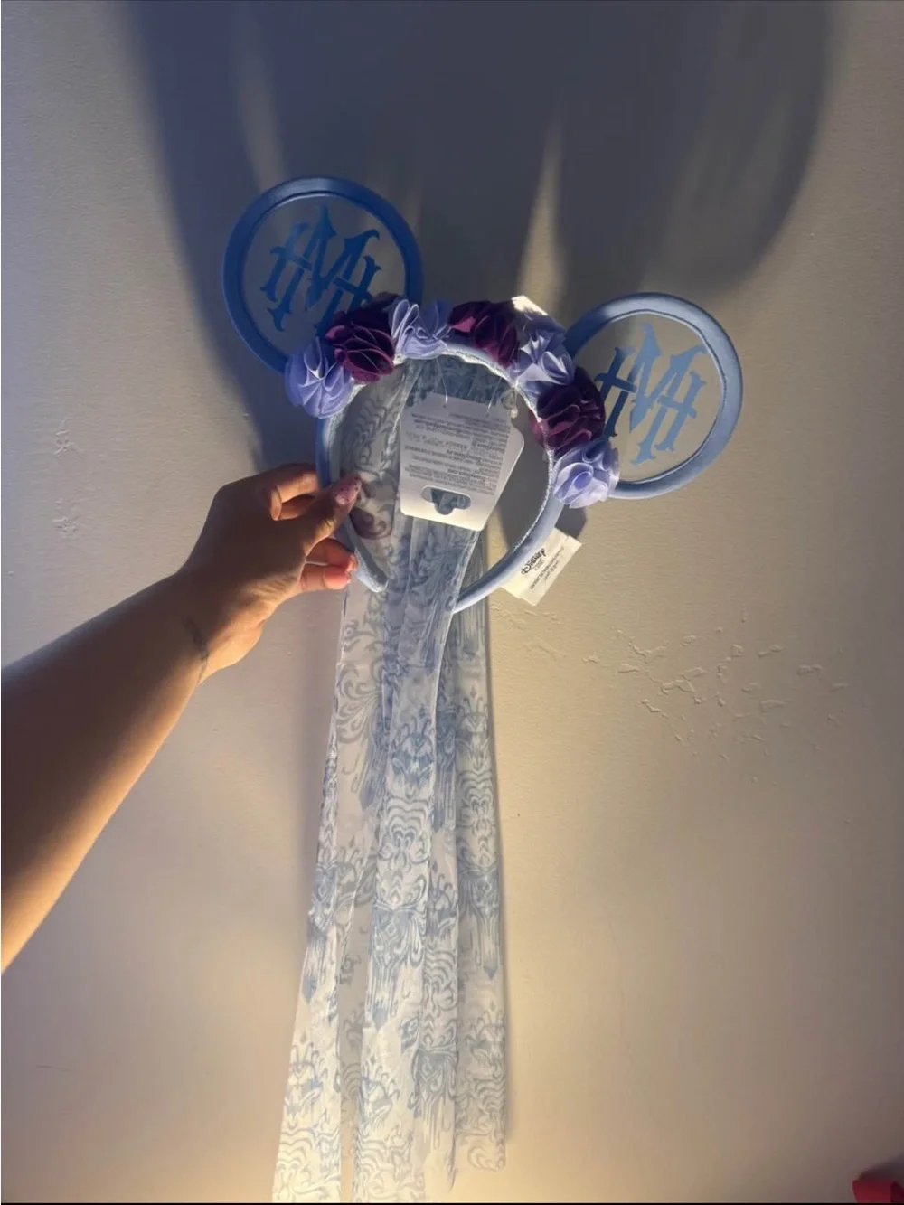 Disneyland Haunted Mansion Bride Minnie Ears
